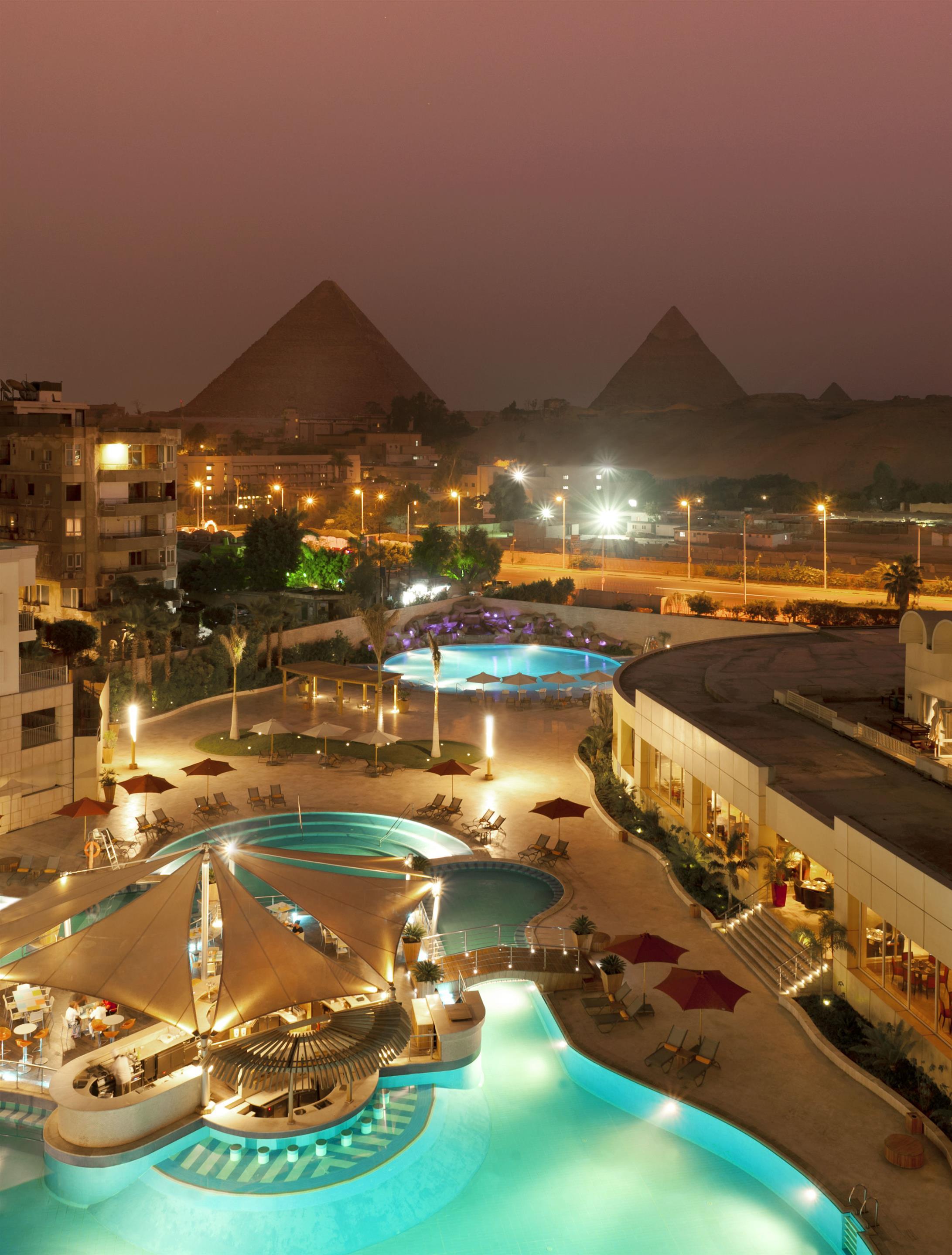 Le Meridien Pyramids Hotel & Spa Giza Instalações foto